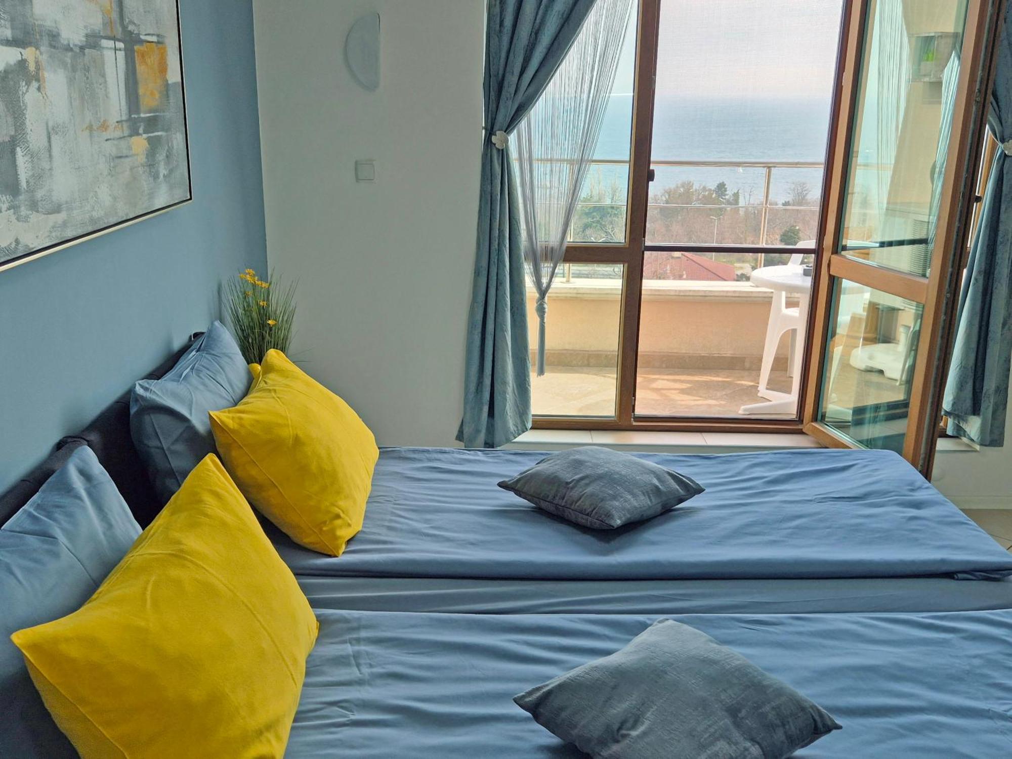 Black Sea Narcissus - Quiet Studio With Amazing Sea View Varna Dış mekan fotoğraf